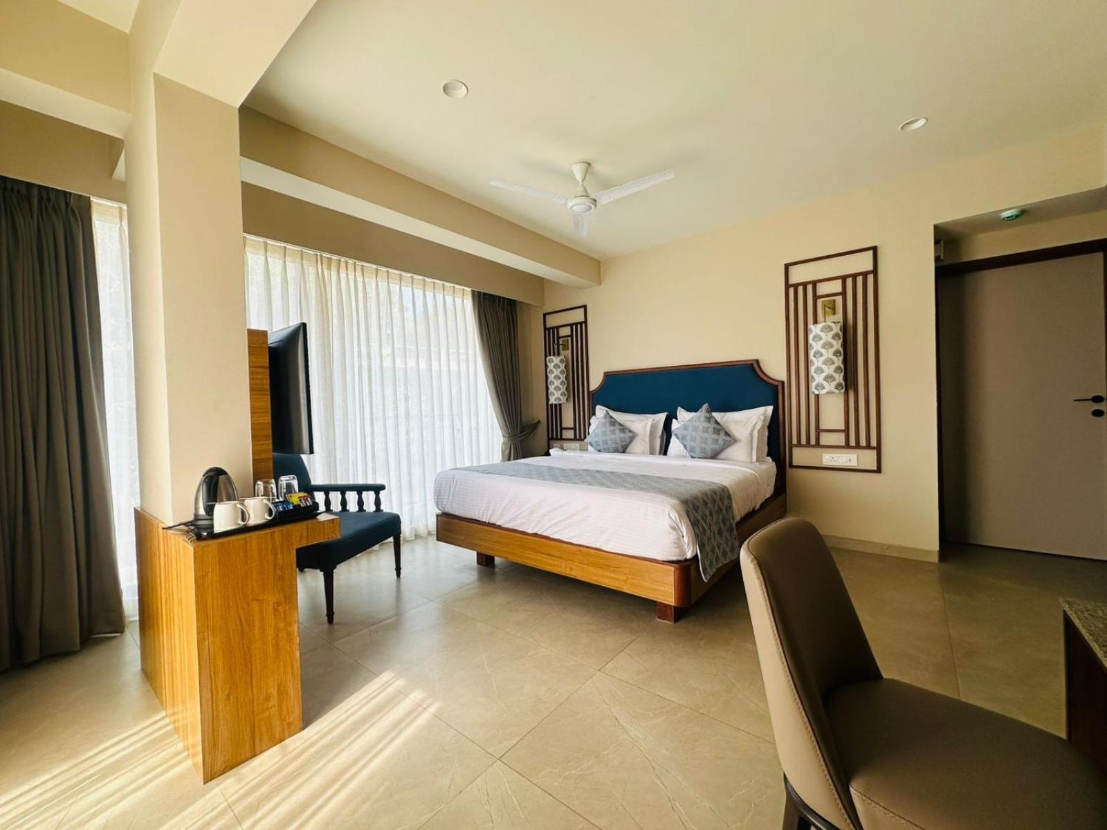Titanic Boutique Hotel Baga Exterior photo
